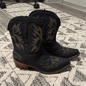 Roper Black Western Boots